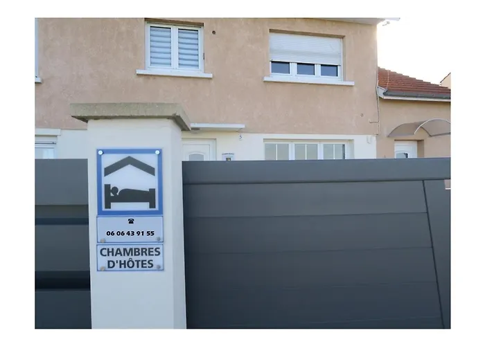 Les Collinades De 3*