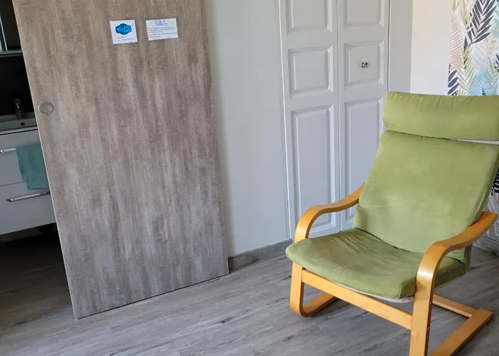 Les Collinades De 3*